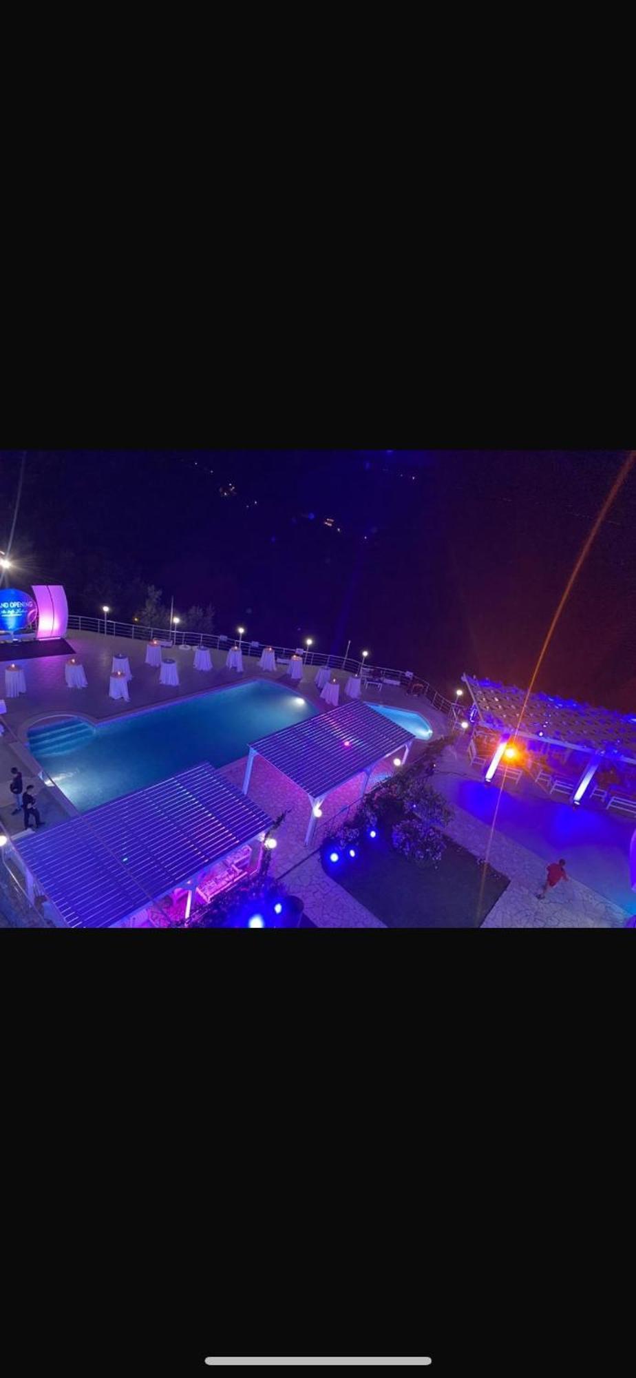 Hotel Vila Kafe Lukovë Exteriör bild